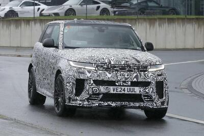 Range Rover Sport SV: arriva il restyling, pi&ugrave; aggressiva e muscolosa che mai [Foto Spia]
