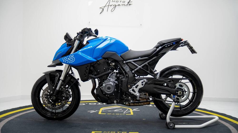Suzuki GSX-8S (2025 - 26) (3)