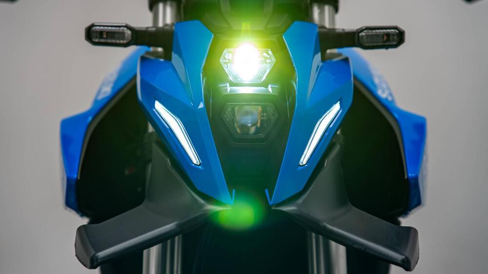 Suzuki GSX-8S (2025 - 26) (18)