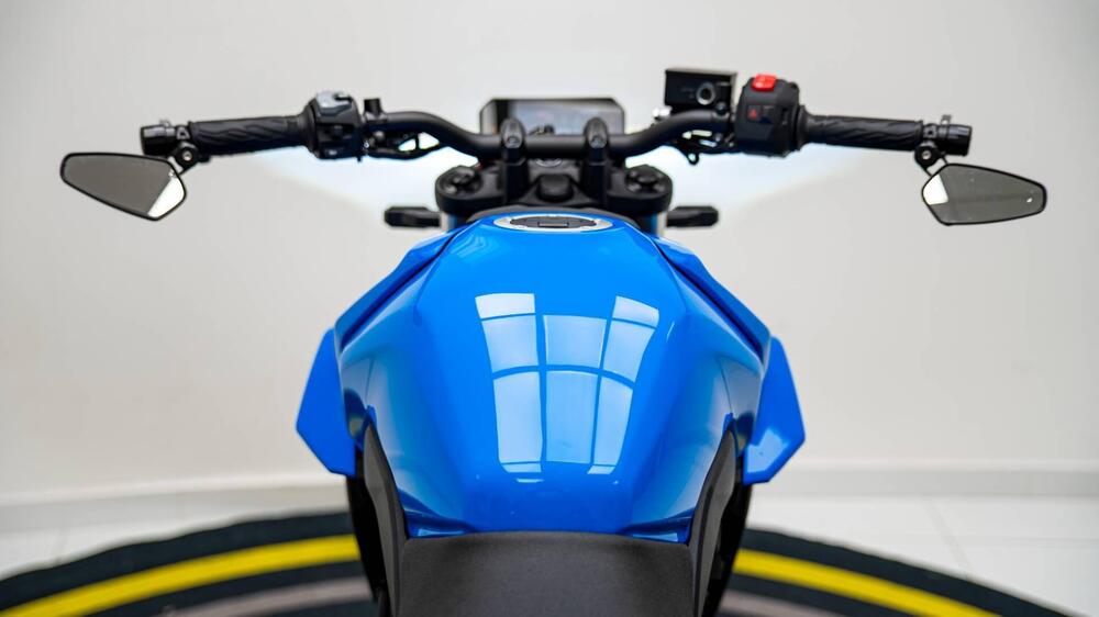 Suzuki GSX-8S (2025 - 26) (19)