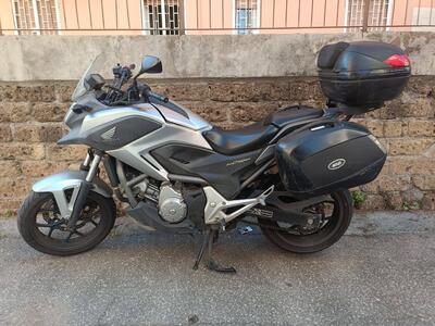 Honda NC700X DCT ABS (2011 - 13) usata