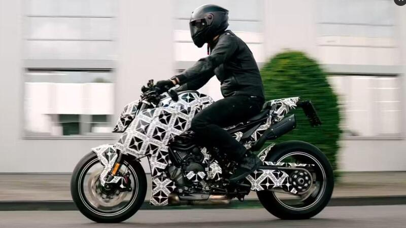 KTM e Brabus ci riprovano: &quot;avvistato&quot; il prototipo della nuova 1400 R