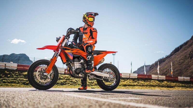 Ecco la KTM 450 SMR 2026 [GALLERY]
