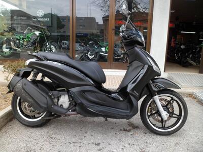 Piaggio Beverly 350 Police ABS-ASR (2018 - 20) usata