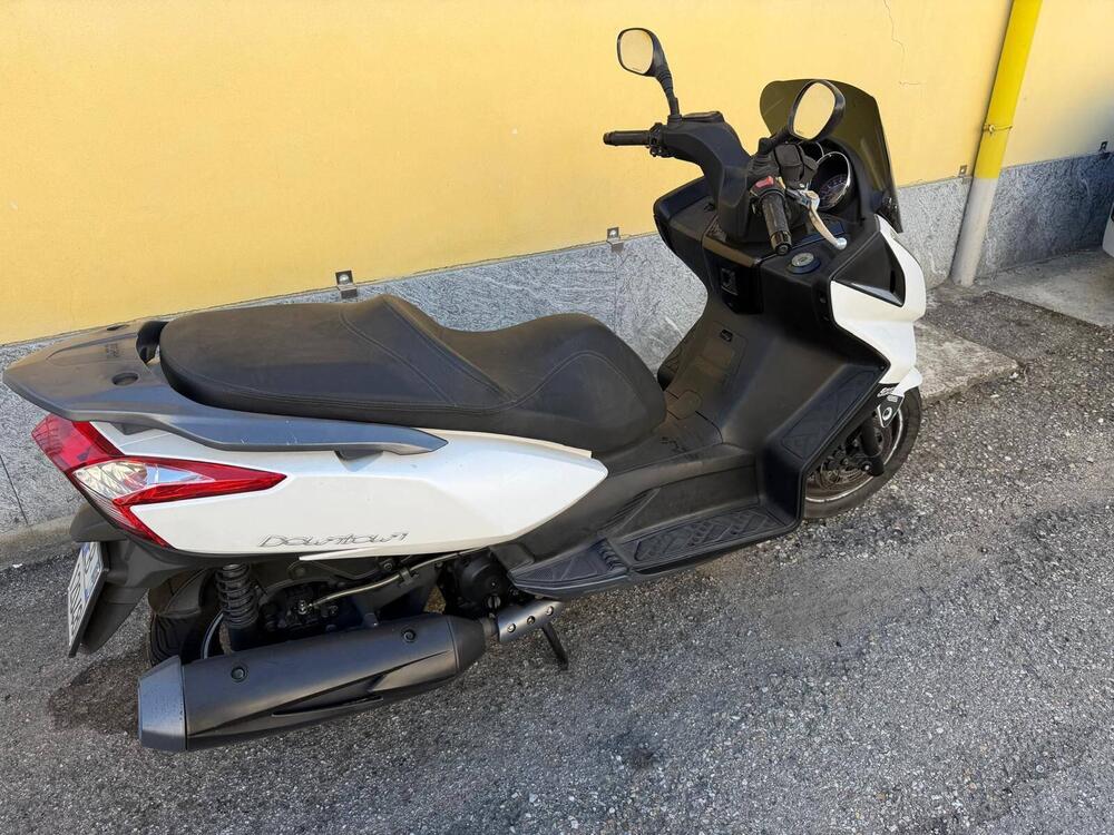 Kymco Downtown 300i (2009 - 17) (3)