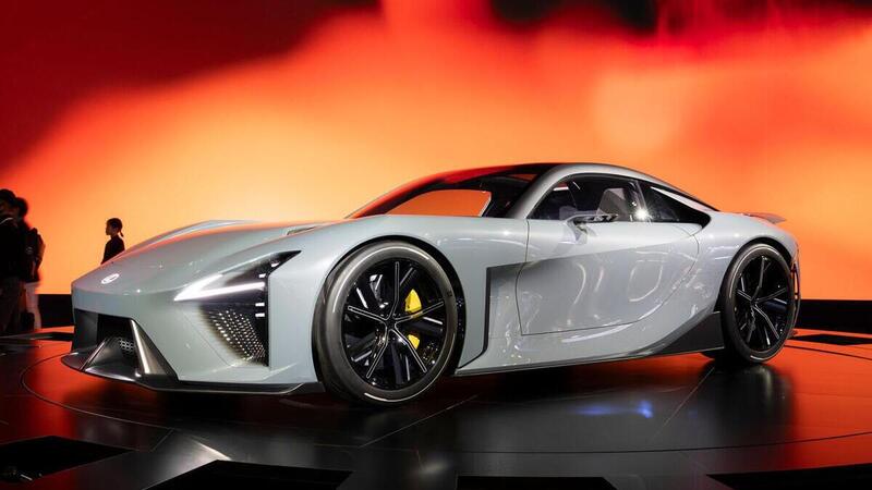 Toyota prepara la rivoluzione: nel 2027 arriva l&rsquo;auto elettrica con batteria allo stato solido