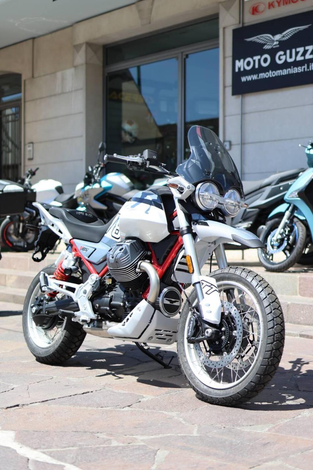 Moto Guzzi V85 TT (2024 - 26) (7)