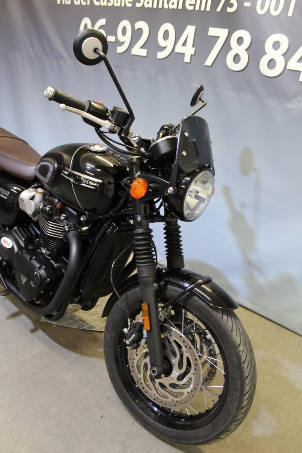 Triumph Bonneville T120 (2021 - 25) (8)