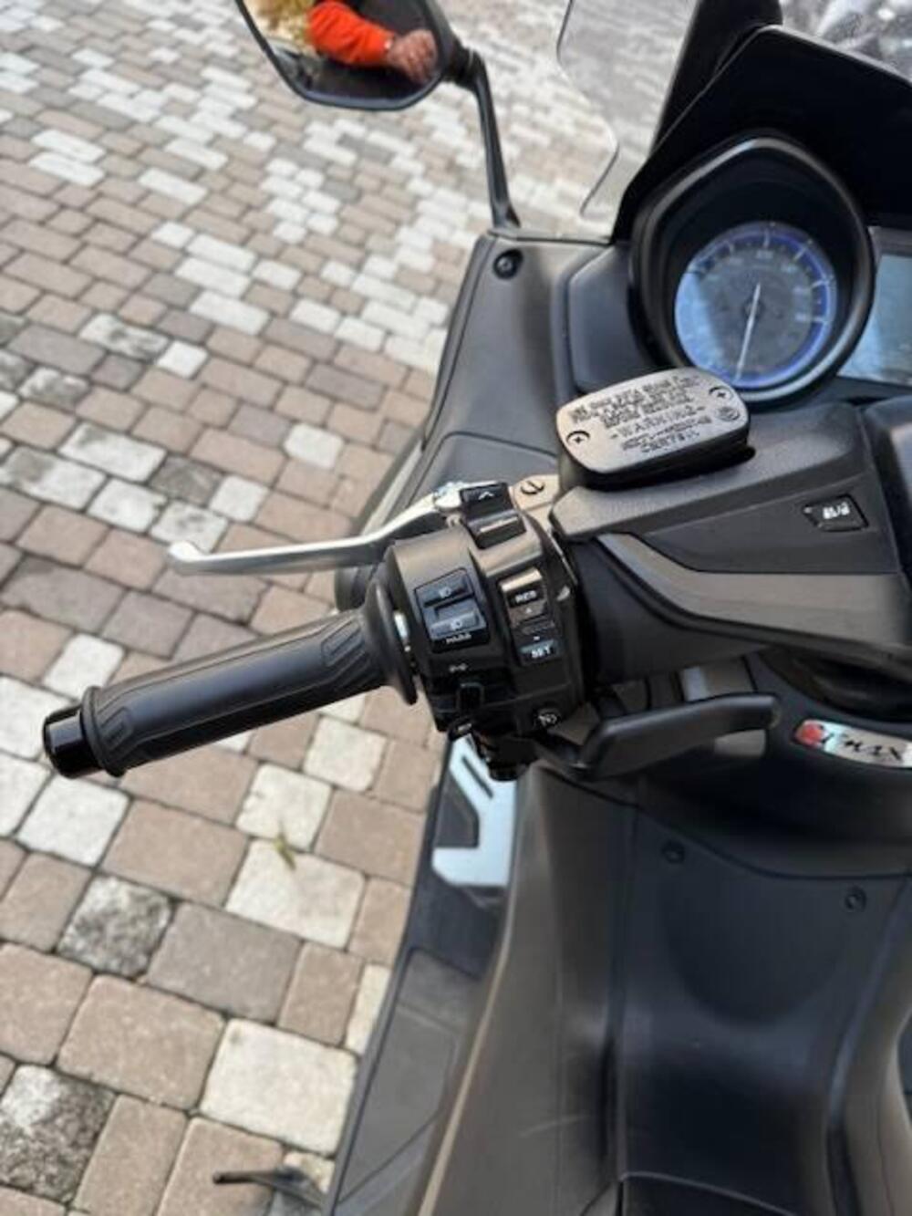 Yamaha T-Max 560 Tech Max (2021) (7)