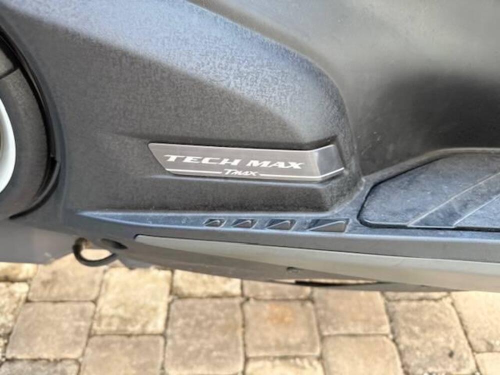 Yamaha T-Max 560 Tech Max (2021) (13)