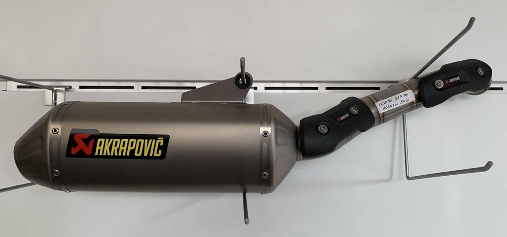 SCARICO SILENZIATORE AKRAPOVIC PER HUSQVARNA NORDE