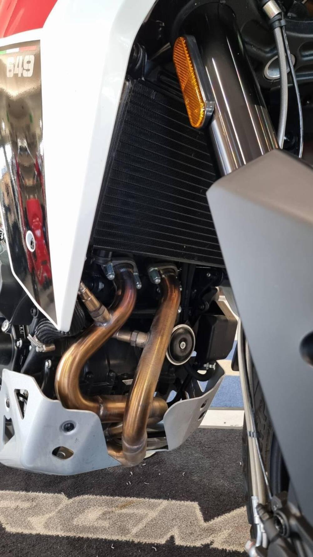 Moto Morini X-Cape 650 (2021 - 26) (4)