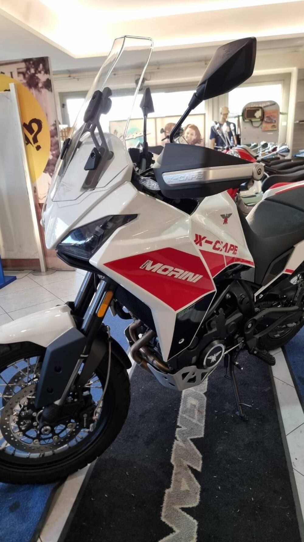Moto Morini X-Cape 650 (2021 - 26) (11)
