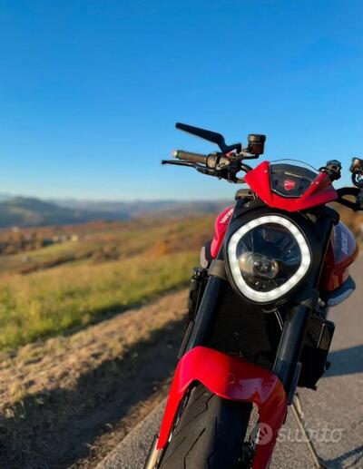 Ducati Monster 937 (2021 - 25) usata