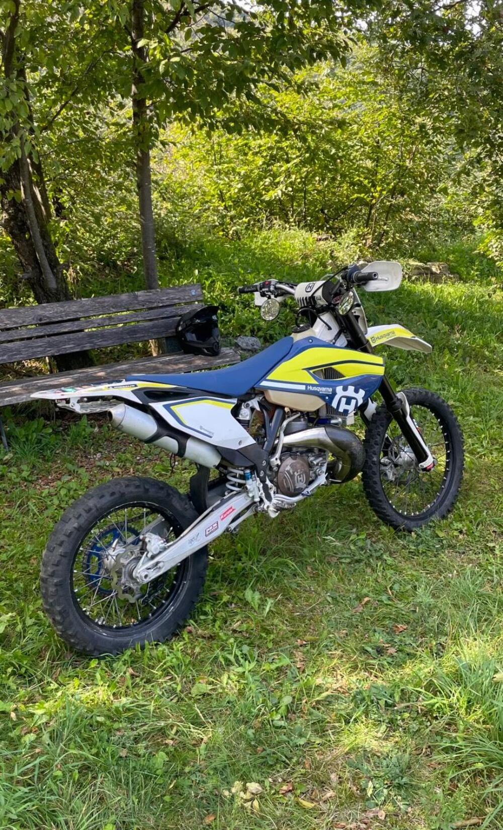 Husqvarna TE 250 (2016) (4)