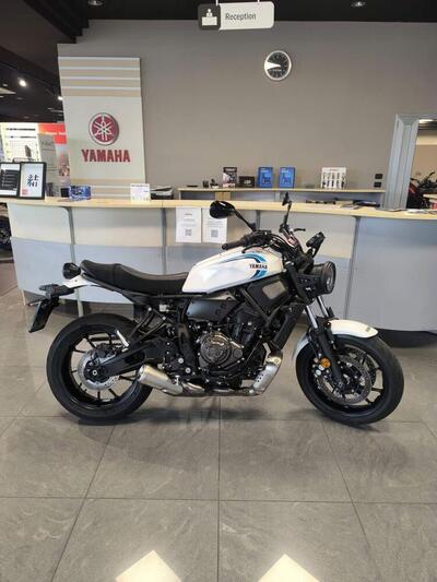 Yamaha XSR 700 (2022 - 25) usata