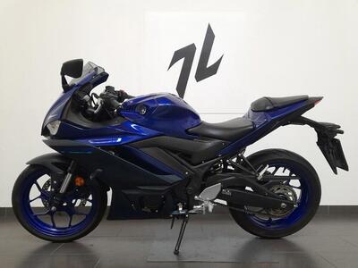 Yamaha YZF R3 (2021 - 24) usata
