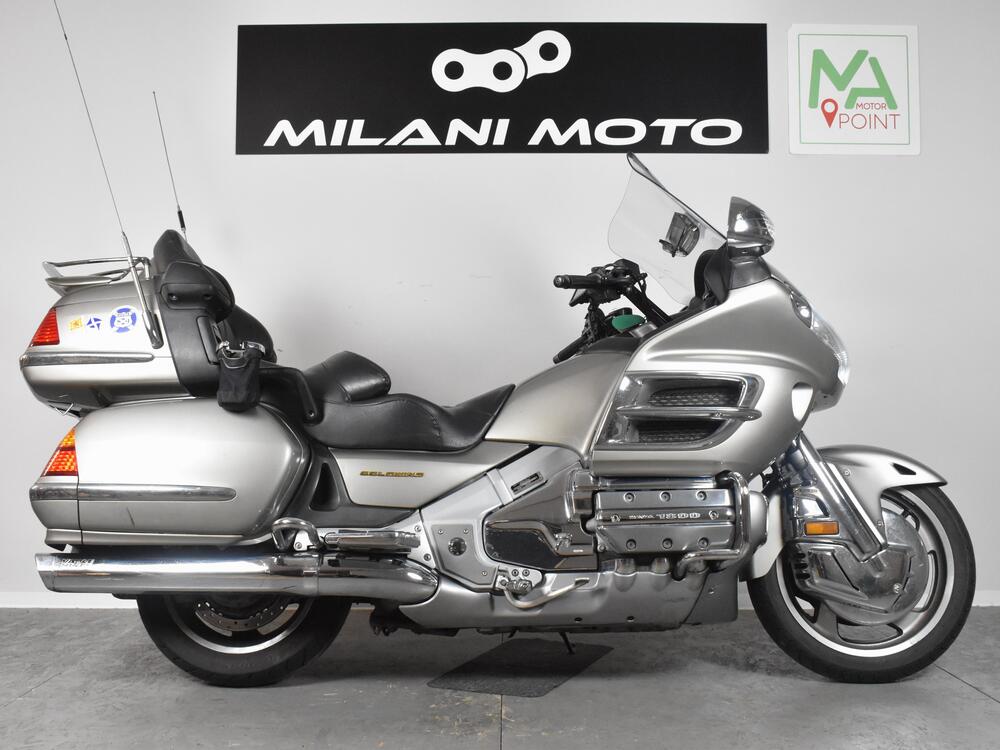 Honda GL 1800 Gold Wing (2000 - 05)