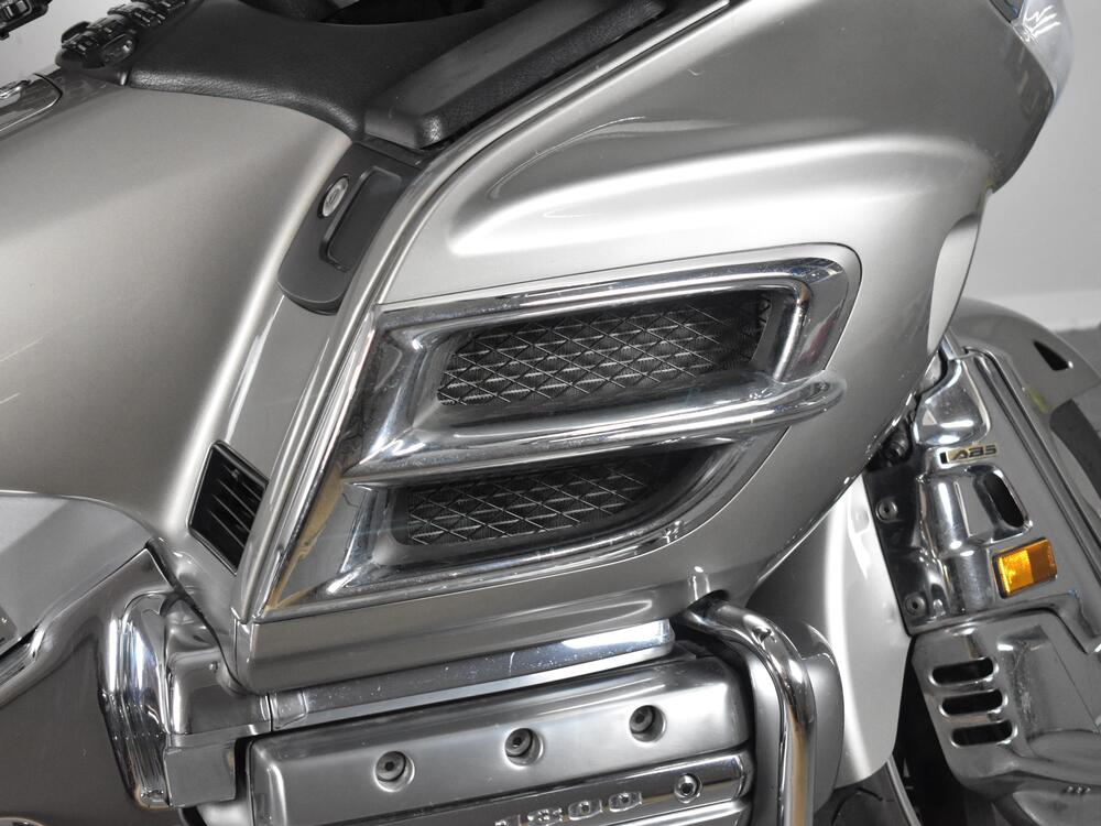 Honda GL 1800 Gold Wing (2000 - 05) (11)