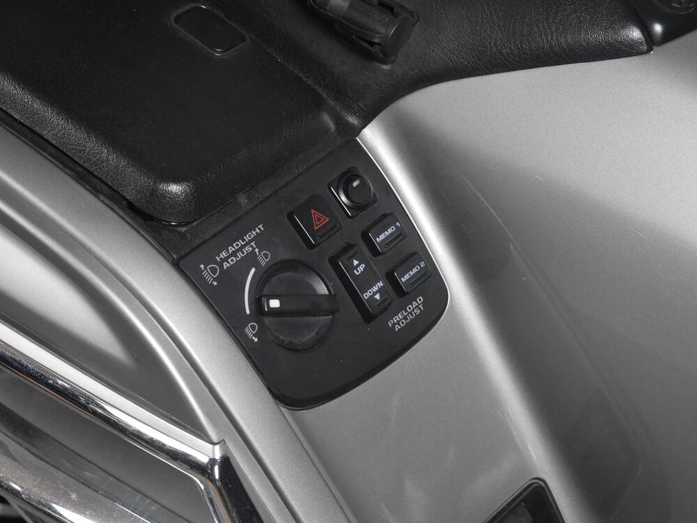 Honda GL 1800 Gold Wing (2000 - 05) (19)