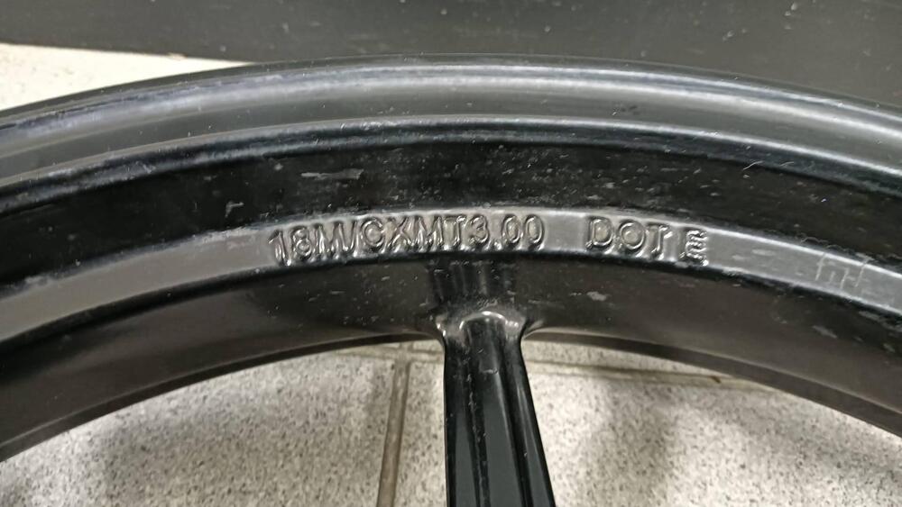 DUCATI SCRAMBLER 800 CERCHI ORIGINALI (7)