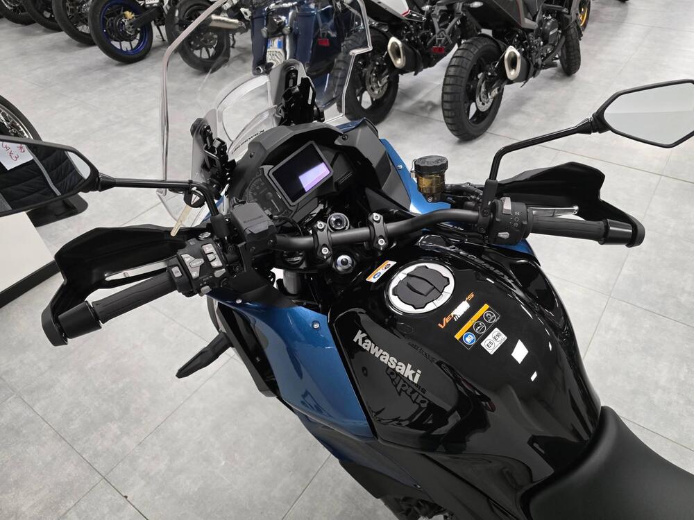 Kawasaki Versys 1100 SE (2025 - 26) (4)