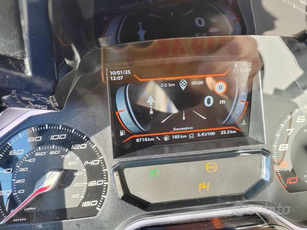 Peugeot Metropolis 400i Allure (2021) (3)