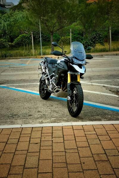 Triumph Tiger 1200 Rally Pro (2022 - 23) usata