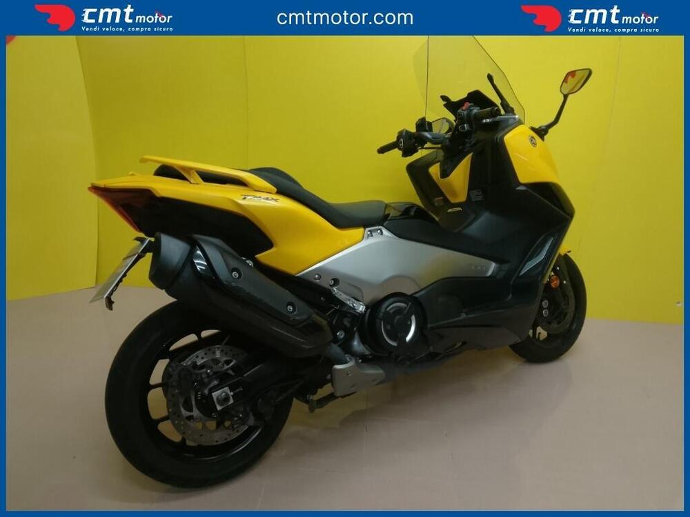 Yamaha T-Max 560 (2022 - 24) (4)