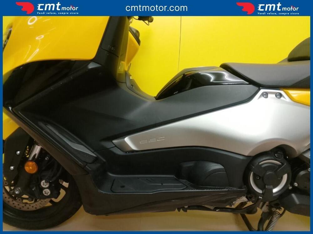Yamaha T-Max 560 (2022 - 24) (13)