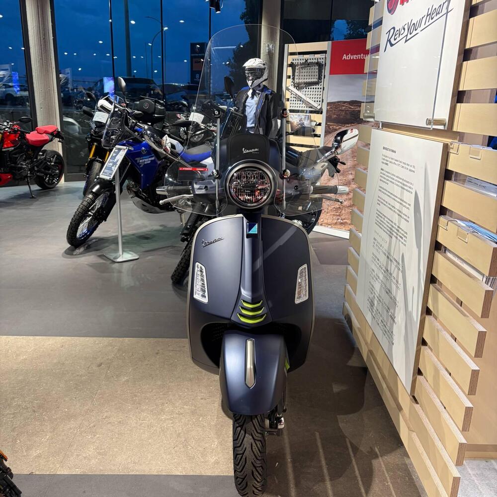 Vespa GTS 300 Super Tech (2023 - 24) (7)