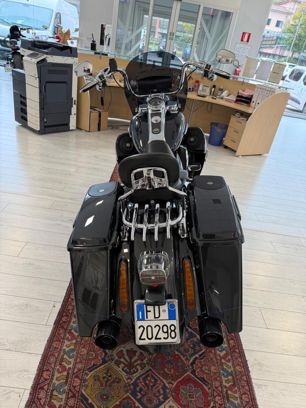 Harley-Davidson 1800 Road King (2012 - 13) - FLHRSE (5)