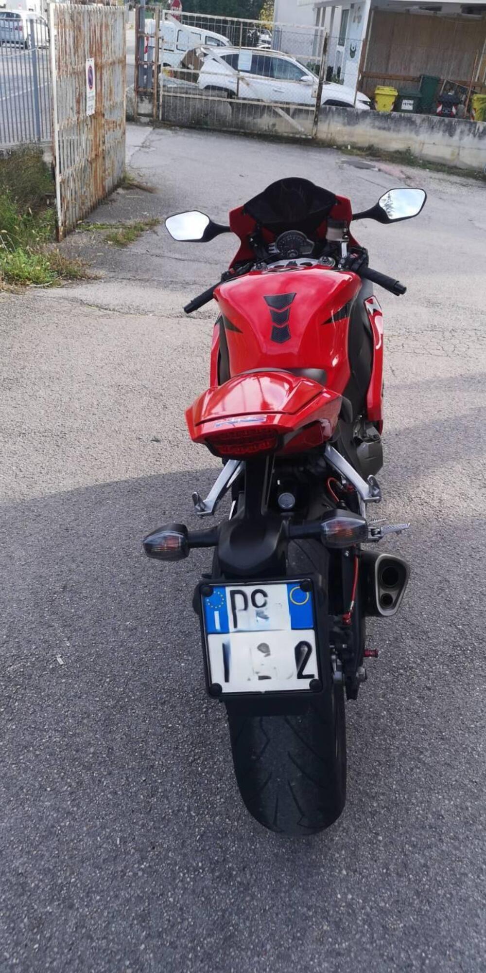 Honda CBR 1000 RR Fireblade (2008 - 11) (5)