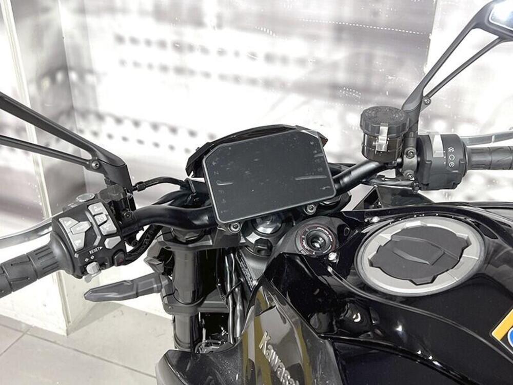 Kawasaki Z 1100 (2026) (5)