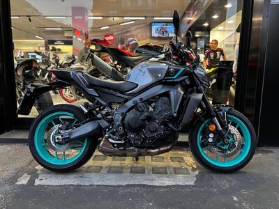 Yamaha MT-09 Y-AMT (2024 - 25) usata