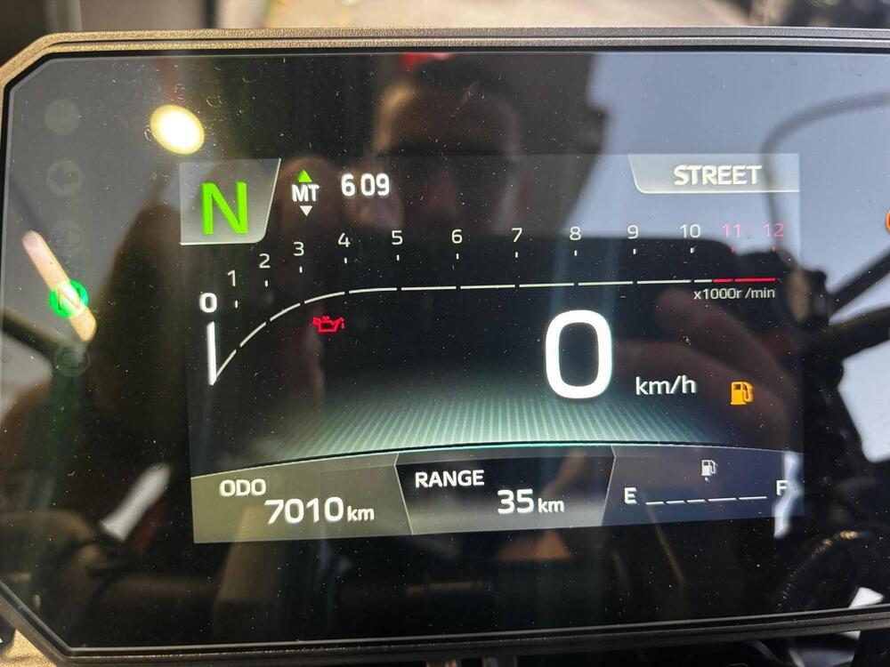 Yamaha MT-09 Y-AMT (2024 - 26) (2)