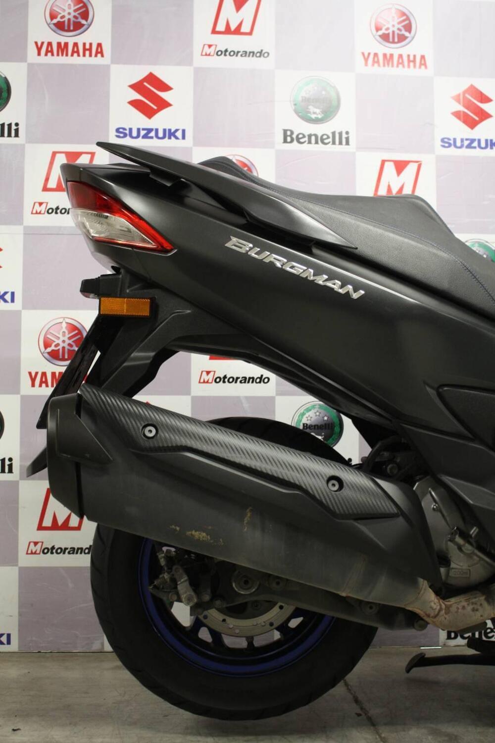 Suzuki Burgman 400 (2022 - 24) (4)