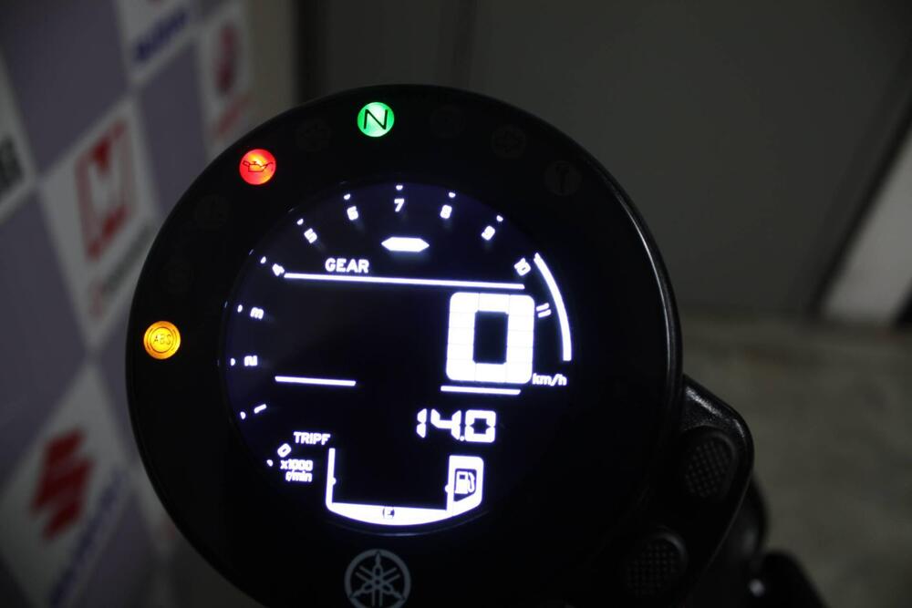 Yamaha XSR 700 (2022 - 26) (2)