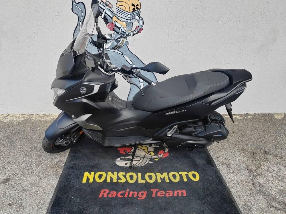 QJ Motor MTX 300 (2025 - 26) (3)