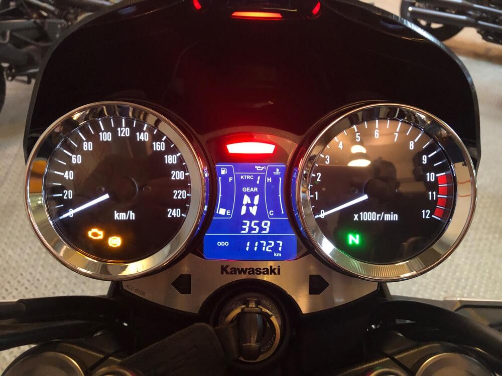 Kawasaki Z 900 RS (2022 - 25) (6)