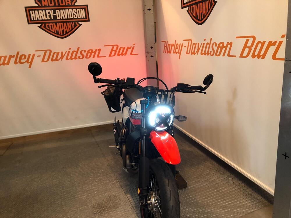 Ducati Scrambler 800 Urban Motard (2022) (6)