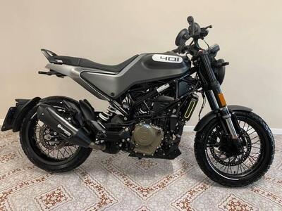 Husqvarna Svartpilen 401 (2021 - 23) usata