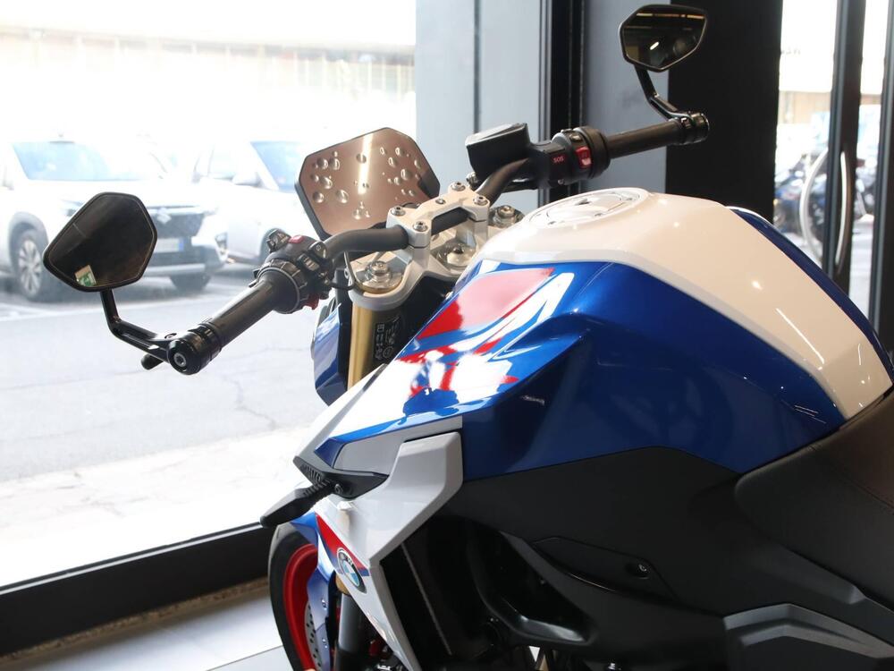 Bmw F 900 R (2025 - 26) (5)