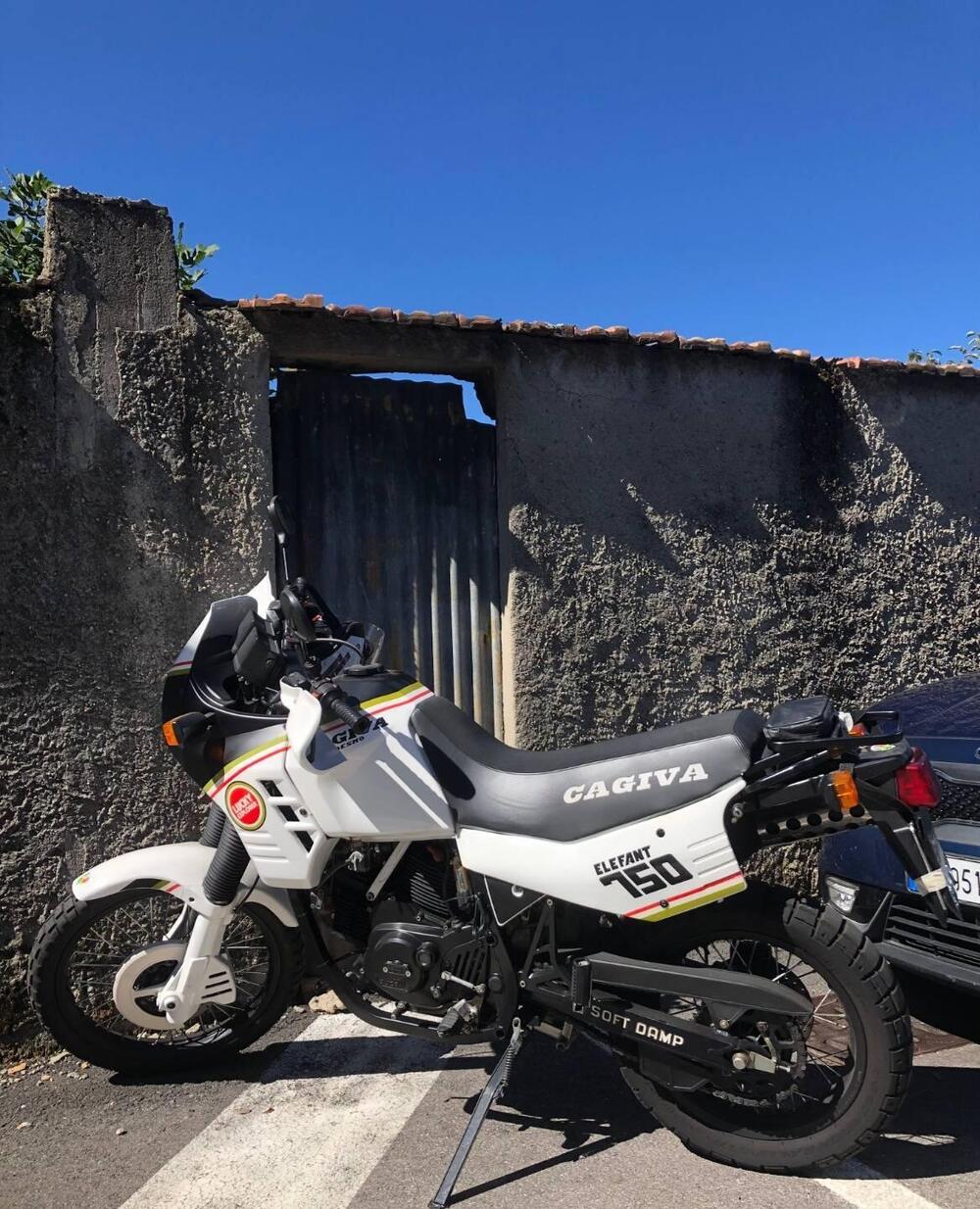 Cagiva ELEFANT 750 (2)