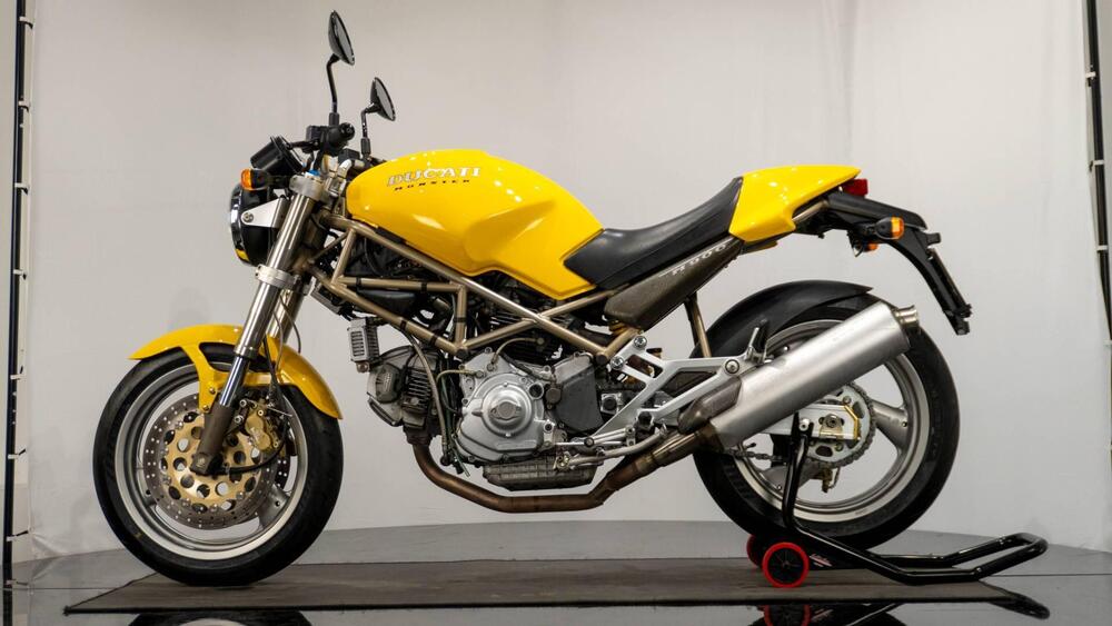Ducati Monster M900 (9)