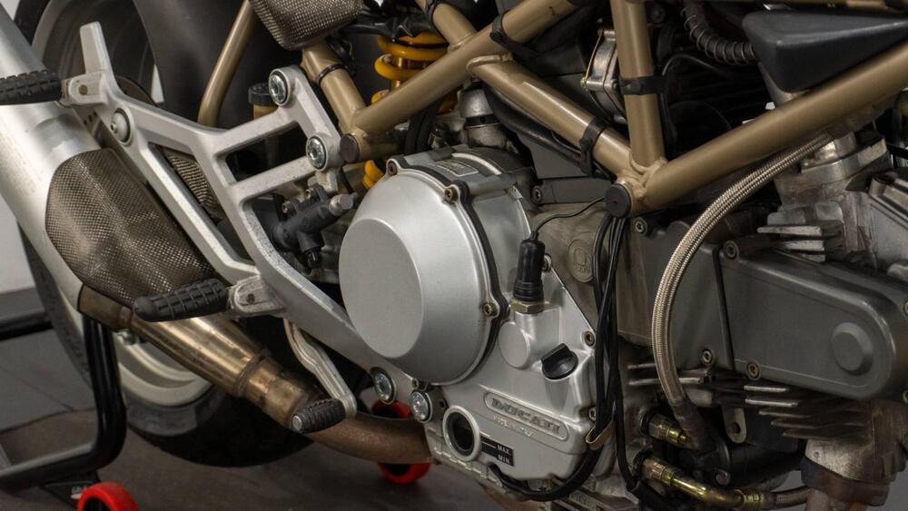 Ducati Monster M900 (18)