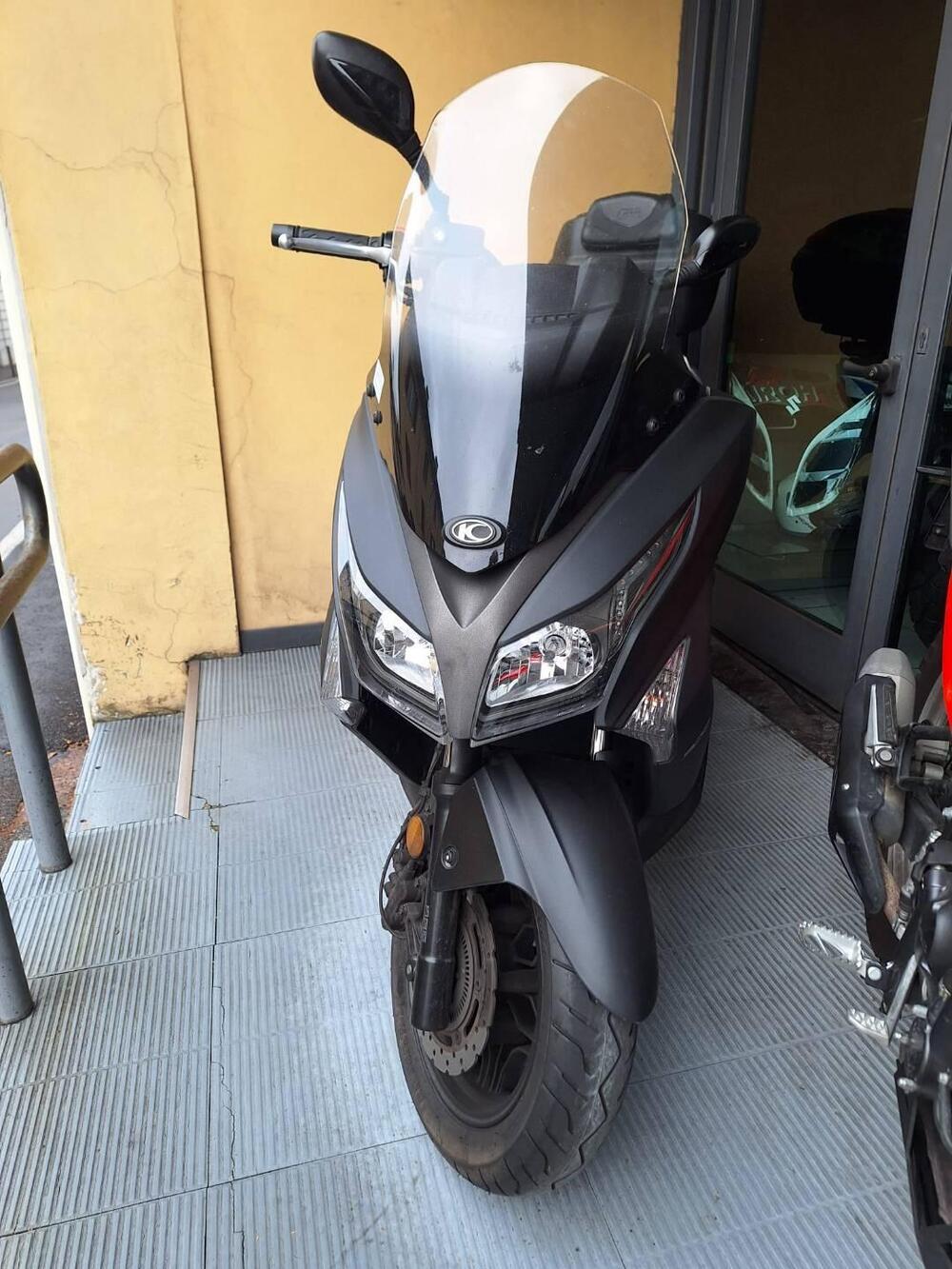 Kymco X-Town 300i ABS (2016 - 20) (2)