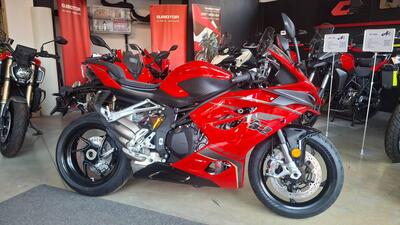 QJ Motor SRK 921 RR (2025) nuova