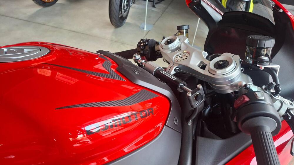 QJ Motor SRK 921 RR (2025 - 26) (6)