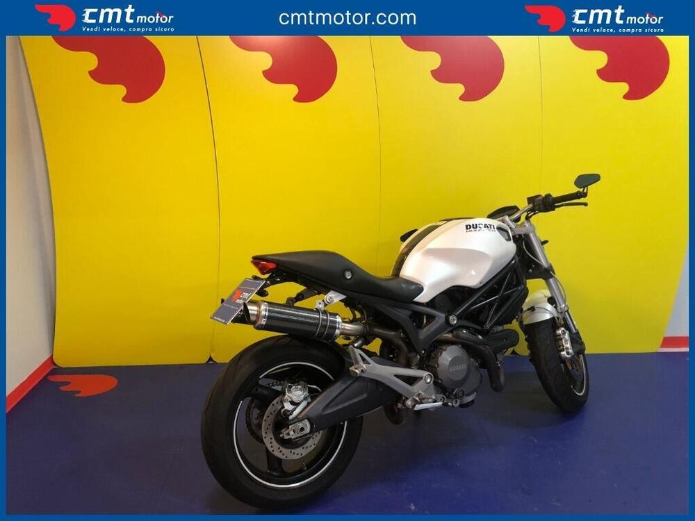 Ducati Monster 696 (2008 - 13) (4)